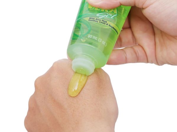GEL DƯỠNG DA LÔ HỘI BANANA BOAT ALOE VERA