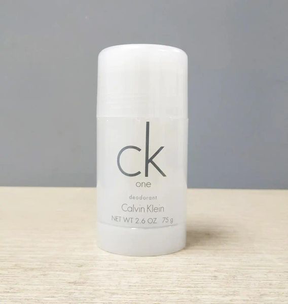 LĂN KHỬ MÙI NƯỚC HOA CALVIN KLEIN ONE TRẮNG 75ML