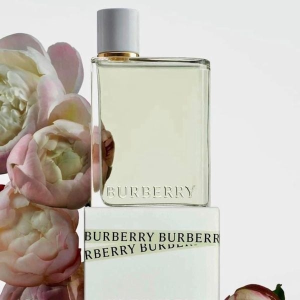 NƯỚC HOA BURBERRY EAU DE TOILETTE HER (EDT) 100ML
