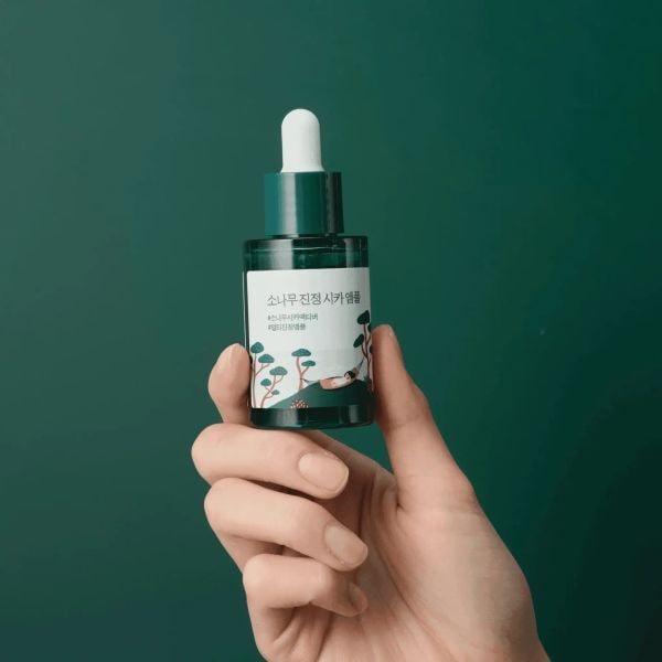 TINH CHẤT ROUND LAB PINE CALMING CICA AMPOULE 30ML