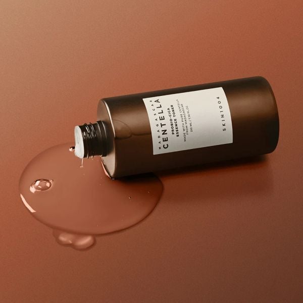 NƯỚC HOA HỒNG SKIN1004 PROBIO-CICA ESSENCE TONER 210ML