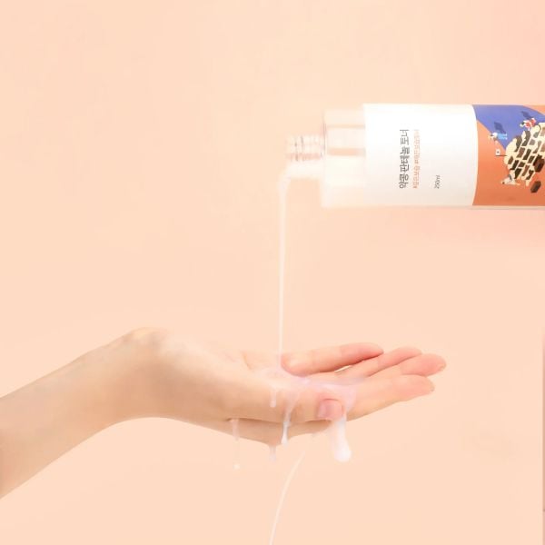 NƯỚC HOA HỒNG ROUND LAB SOYBEAN PANTHENOL TONER 250ML