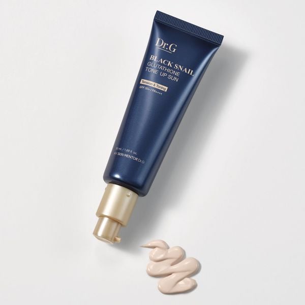 KEM CHỐNG NẮNG NÂNG TONE SÁNG DA DR.G BLACK SNAIL GLUTATHIONE TONE UP SUN