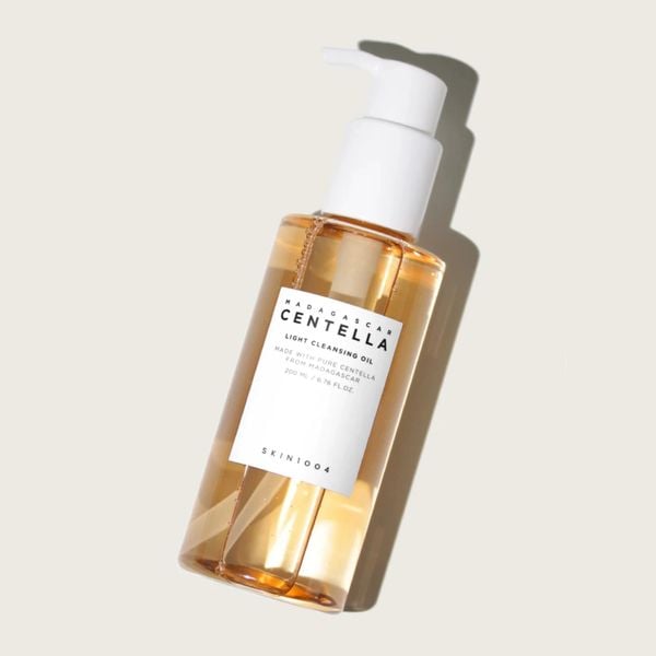 DẦU TẨY TRANG SKIN1004 MADAGASCAR CENTELLA LIGHT CLEANSING OIL 200ML