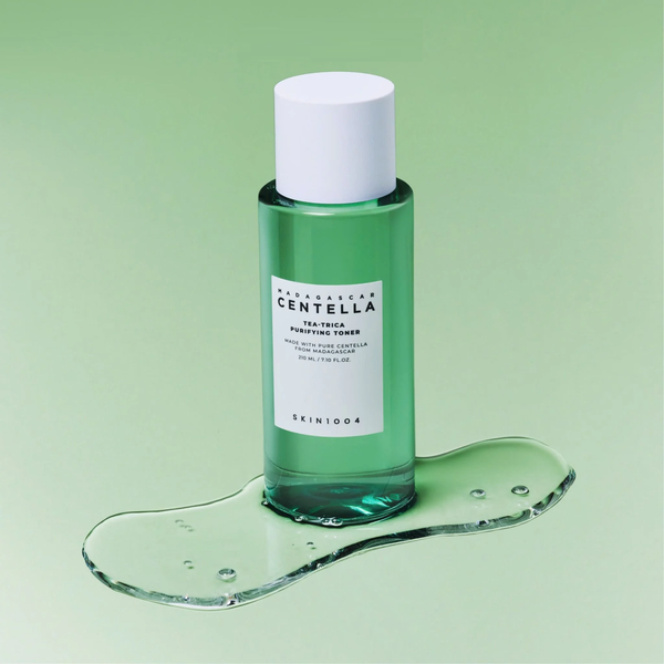 NƯỚC HOA HỒNG SKIN1004 MADAGASCAR CENTELLA TEE-TRICA PURIFYING TONER 210ML
