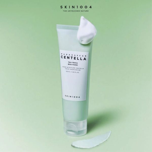 SỮA RỬA MẶT SKIN1004 MADAGASCAR CENTELLA TEE-TRICA BHA FOAM 125ML
