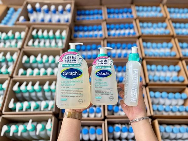 SỮA RỬA MẶT CETAPHIL GENTLE EXFOLIATING SA CLEANSER - DÀNH CHO DA DẦU MỤN