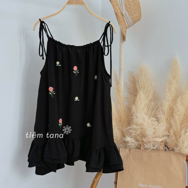  Áo Petal Cami - Đen 