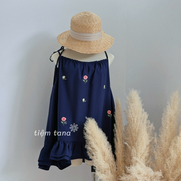  Áo Petal Cami - Xanh navy 