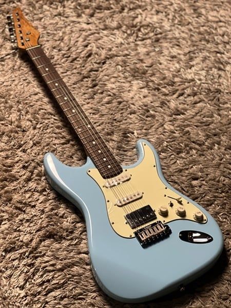  Guitar điện Sqoe SEST700 BL 