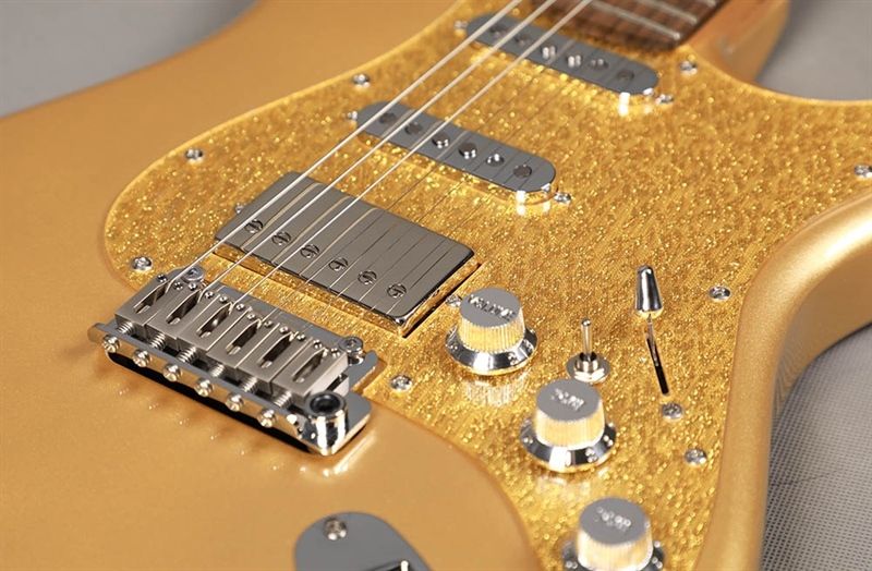  Guitar điện Sqoe SEST700 GD 