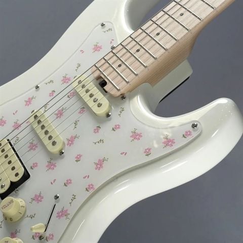  Guitar điện Daisy Jeni E200 White 