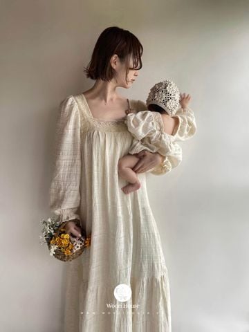 MBB - SUM0226 Váy Rosie One Piece cổ vuông ren