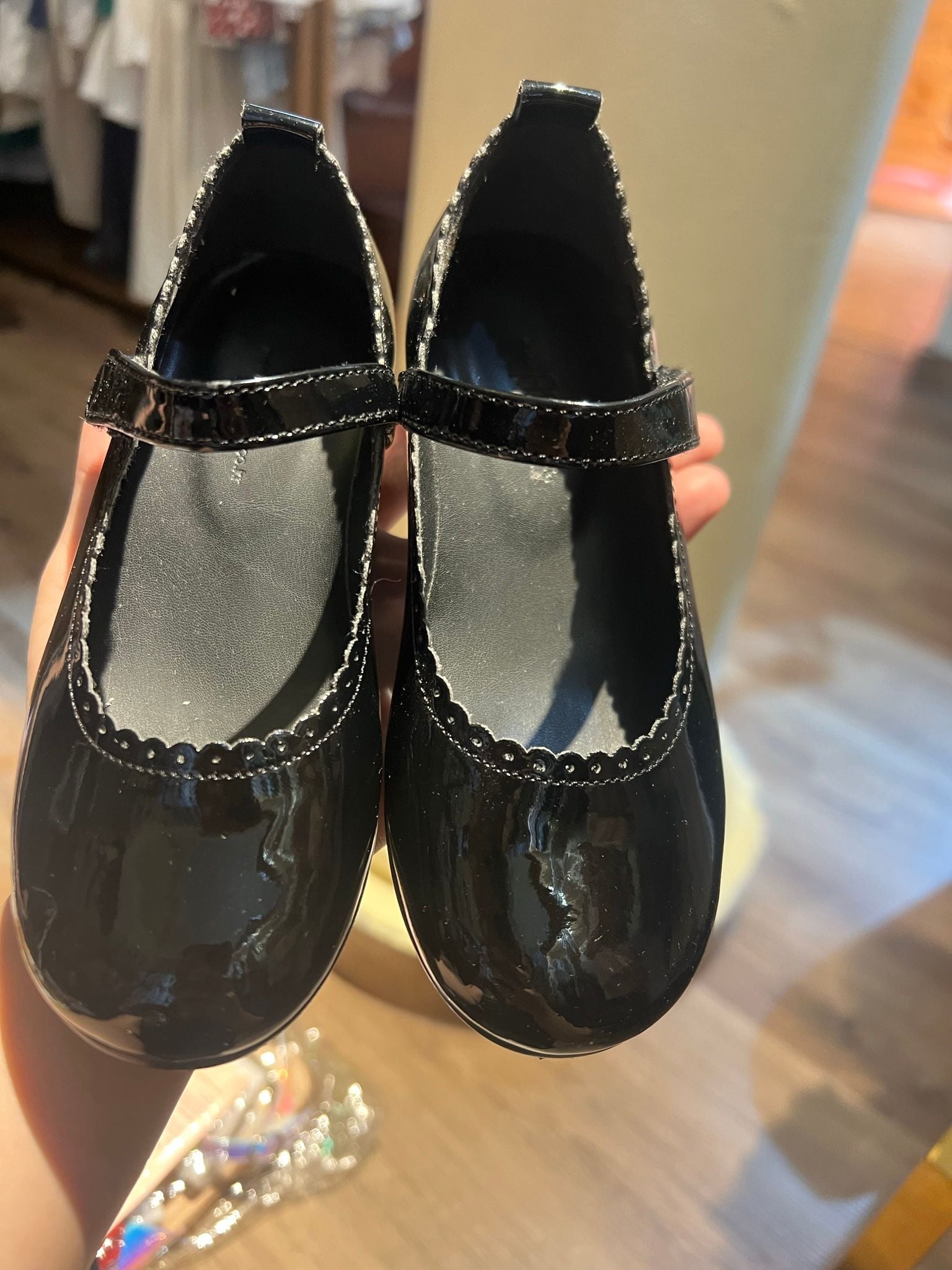 AIDL-G2 Giày búp bê da bóng