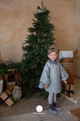 NN - Váy Rose cổ bèo