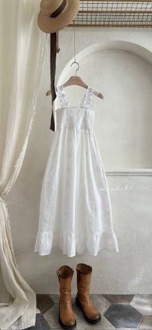 MBB - SUM0226 Váy Rei 2 dây smoke thêu ngực