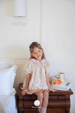 NN - 0126 Áo Rose  hoa nhí cổ thêu