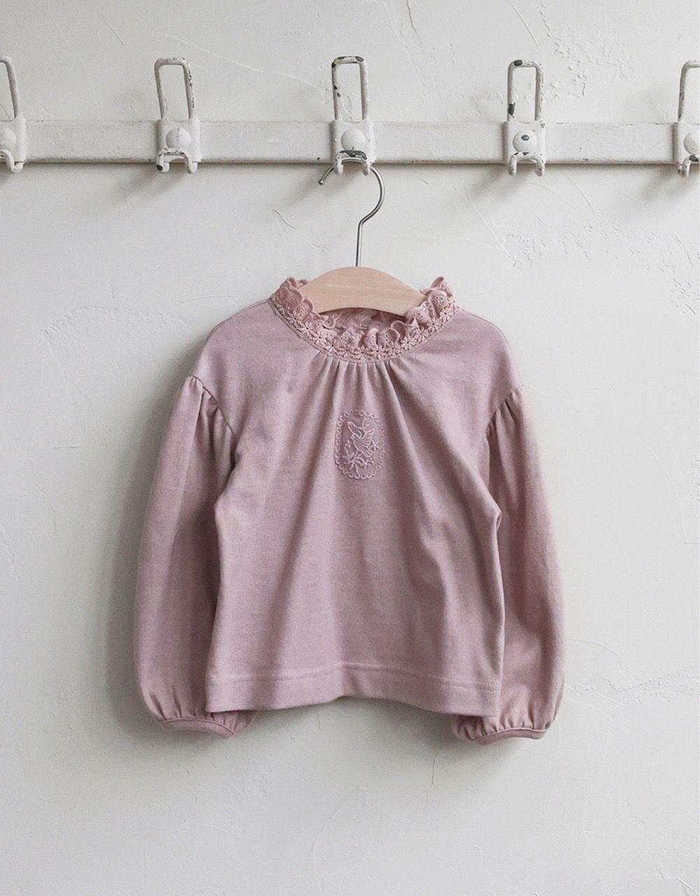 FL - Áo  Innes cổ ren nhún