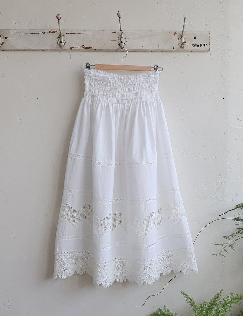FL - SUM0226 - Chân váy Dimming Mom thêu ren