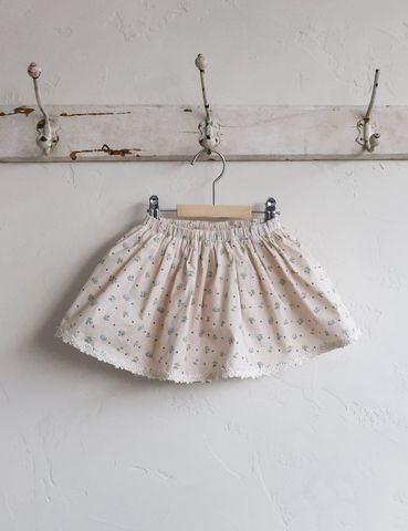FL - SUM0226 - Chân váy Bella gấu thêu ren hoa liền legging