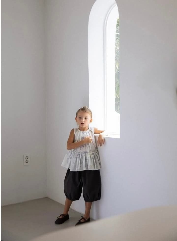 NN - SUM0226 Áo Seasea sát nách peplum