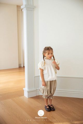 NN - 0126 Áo Mila Blouse gấu ren