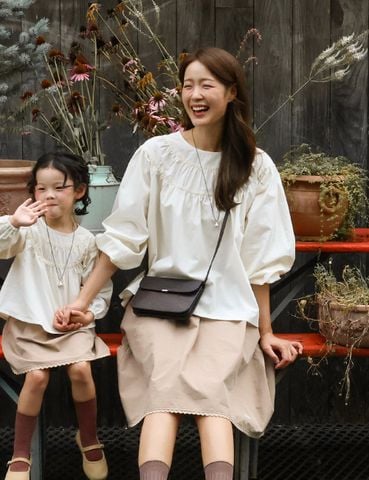 FL - AUT0326 Áo Devon Blouse  cổ nhún