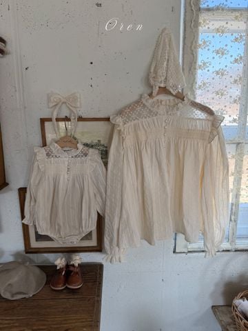 HBB - 0126 Aó Elly Smocking blouse