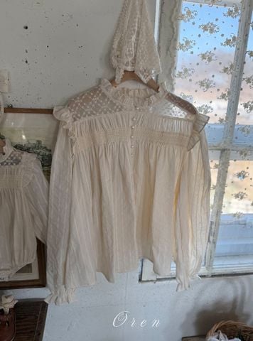 HBB - 0126 Aó Elly Smocking blouse