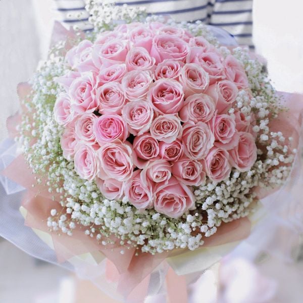  100本のバラの花束 
