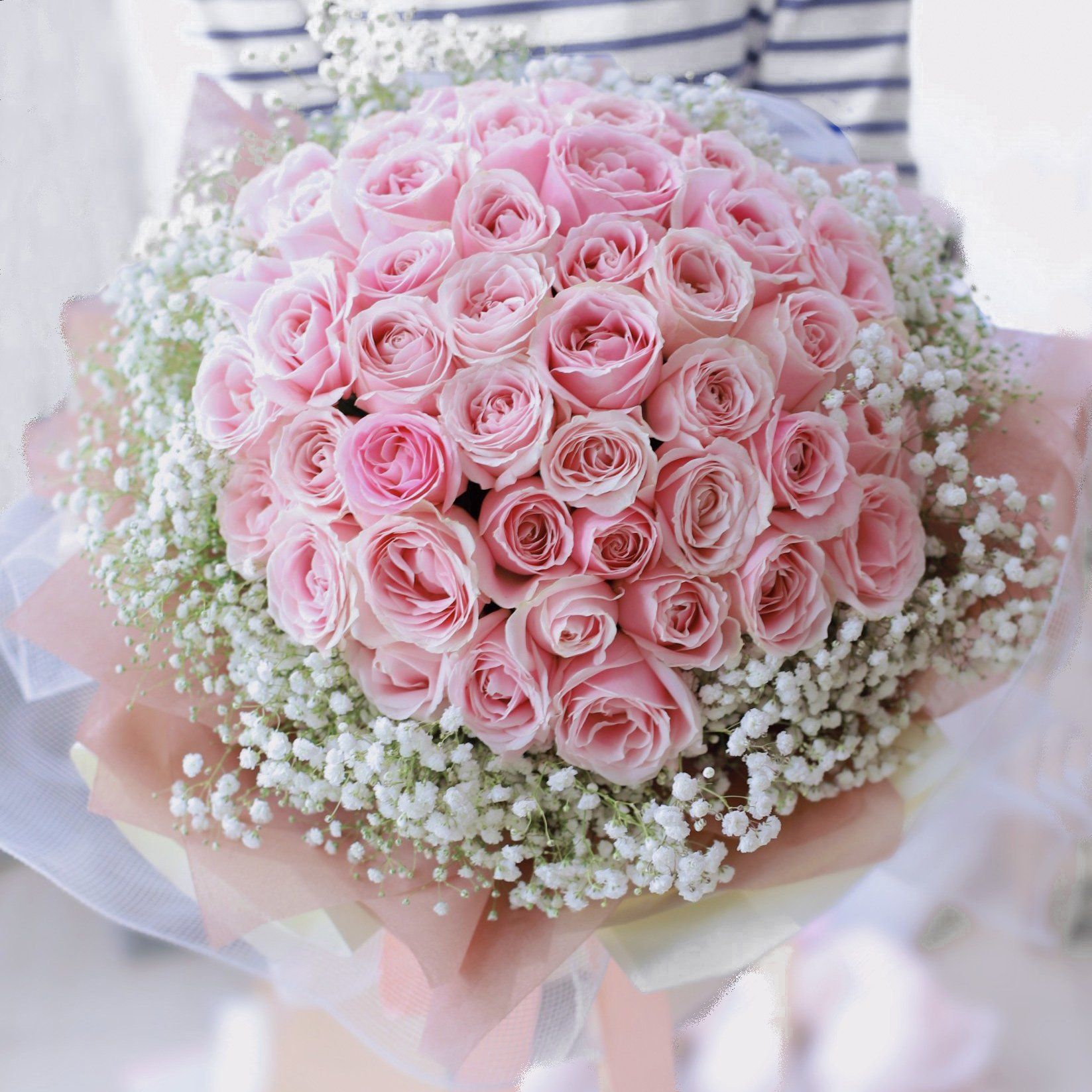  100本のバラの花束 