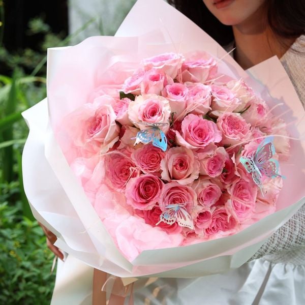  핑크 버터플라이 