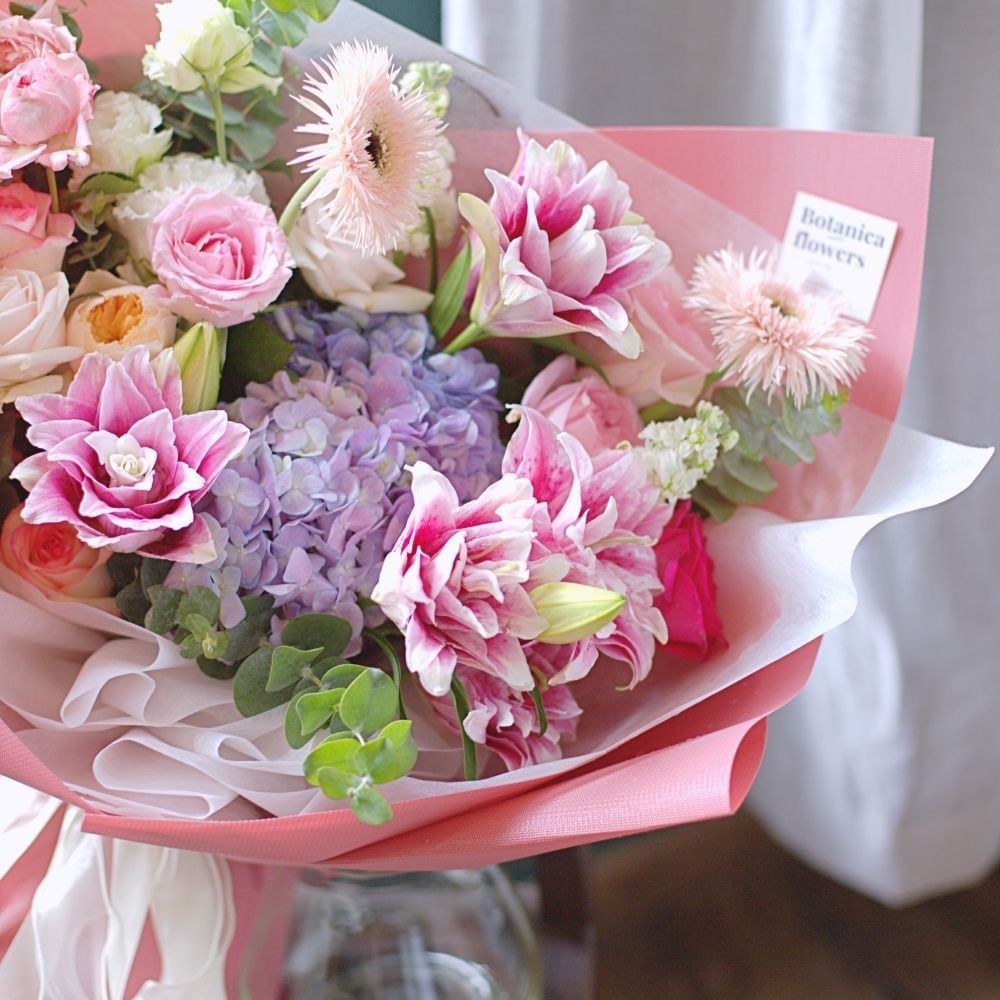  紫陽花とユリのブーケ 