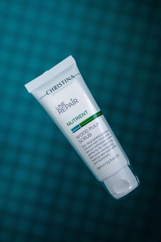 Christina Line Repair Nutrient Wood Pulp Scrub Kem tẩy tế bào chết làm mịn và thông thoáng lỗ chân lông 20ml
