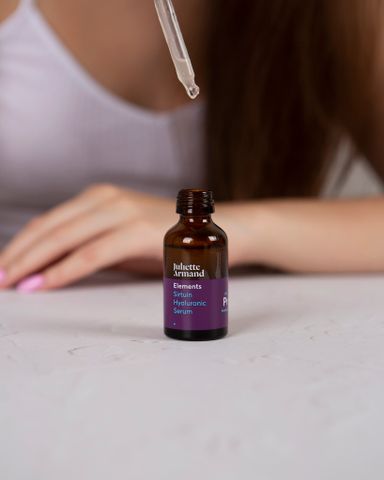 Juliette Armand Elements Sirtuin Hyaluronic Serum Tinh Chất HA Hỗ Trợ Phục Hồi & Tăng Độ Tươi Trẻ Cho Da 20ml
