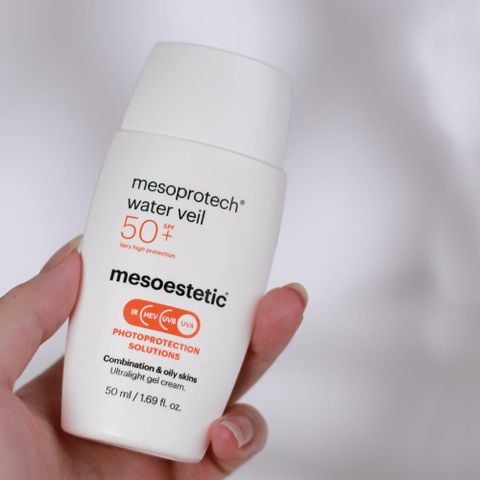 Mesoestetic Mesoprotech Water Veil SPF50+ Kem Chống Nắng Cho Da Dầu 50ml
