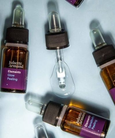 Juliette Armand Elements Glow Peeling Gel Lột Tẩy Hóa Học Hỗ Trợ Làm Sáng Và Điều Chỉnh Sắc Tố Da 10ml