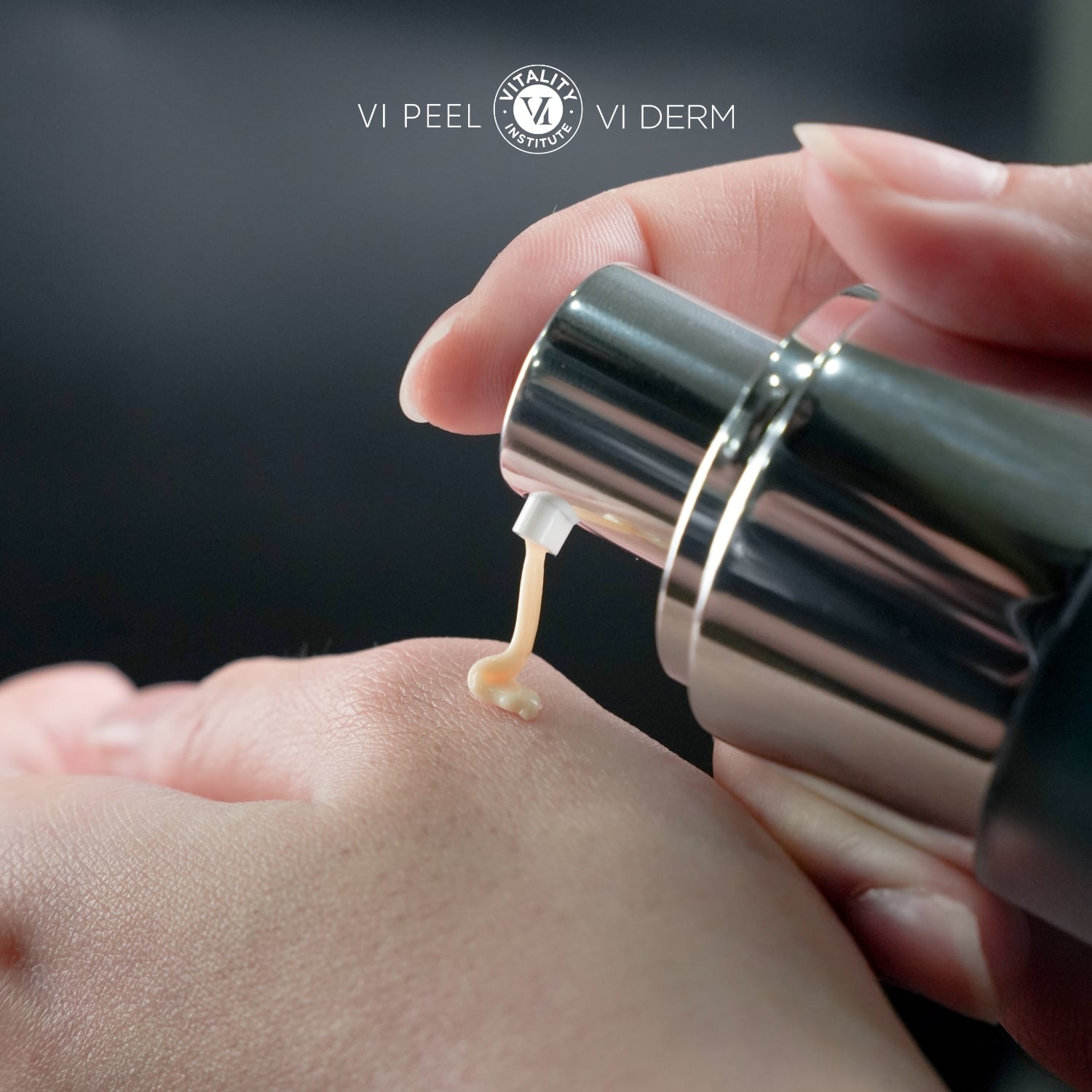 VI Derm RetCorrect Night Exfoliator Kem Đêm Trẻ Hoá Da 30ml