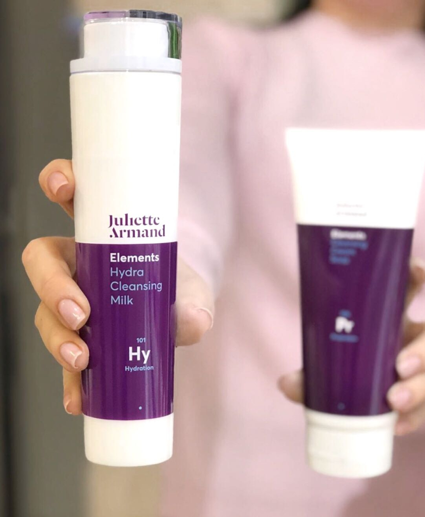 Juliette Armand Elements Hydra Cleansing Milk Sữa Rửa Mặt Dưỡng Ẩm Cho Da Thường, Khô & Nhạy Cảm 210ml