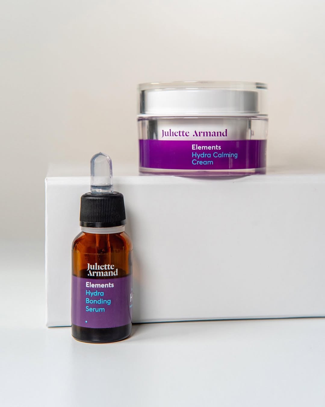 Juliette Armand Hydra Calming Cream Kem Dưỡng Ẩm Làm Dịu Cho Da Nhạy Cảm & Kích Ứng 50ml