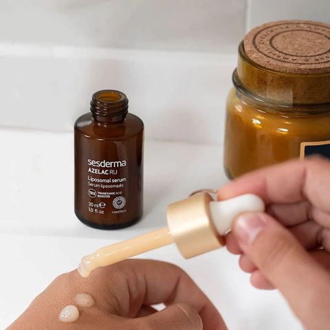 Sesderma Azelac RU Liposomal Serum 30ml – Serum Làm Sáng Da, Cải Thiện Sạm Nám & Da Không Đều Màu