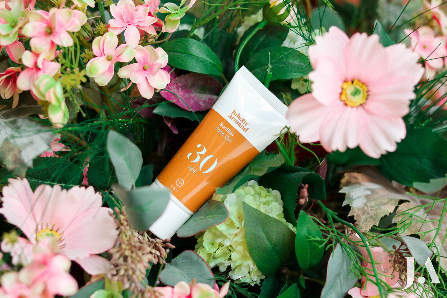 Juliette Armand Sunfilm Face Gel SPF 30 Gel Tạo Màng Chống Nắng Không Bết Dính 55ml