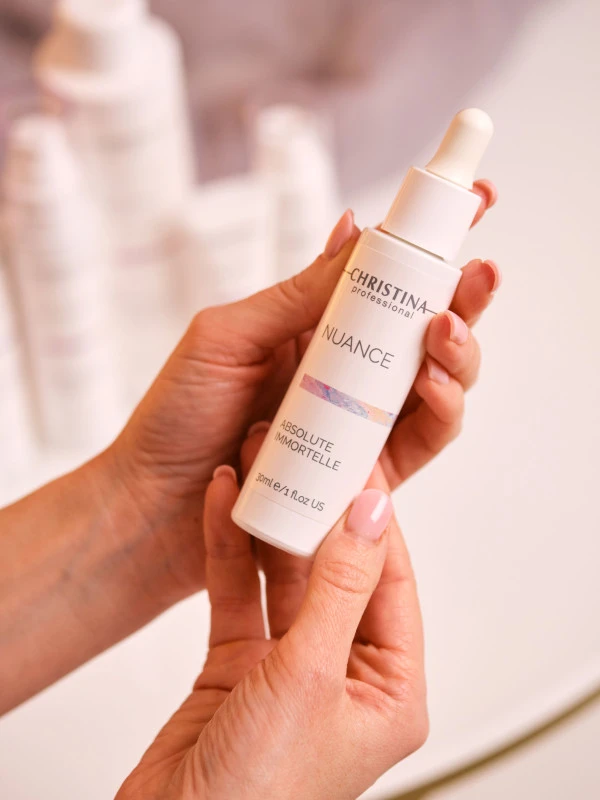 Serum Christina Nuance Absolute Immortelle trẻ hoá da từ cây hoa bất tử 30ml