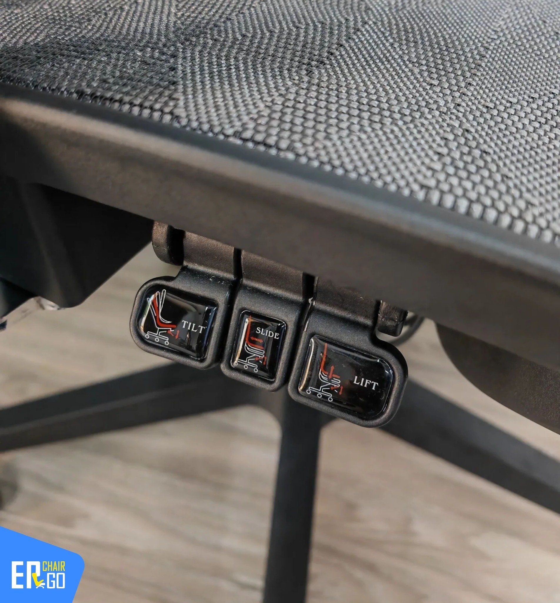  Ghế Công Thái Học BChair B-801L phiên bản lưới (sẵn gác chân) 