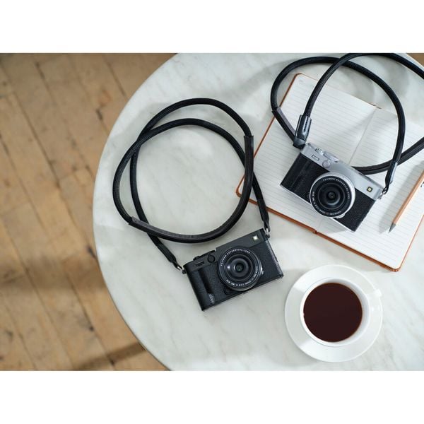 FUJIFILM X-E5