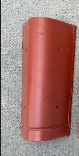  ngói rìa se21 đỏ tươi 