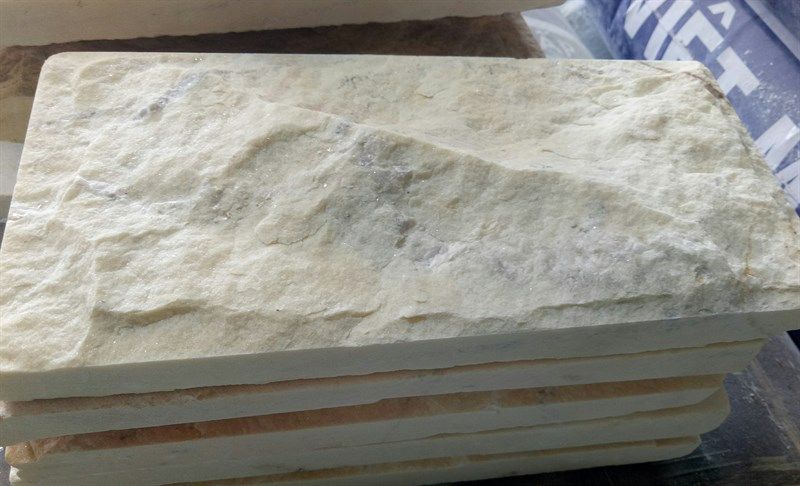  đá bóc vàng 10*20 