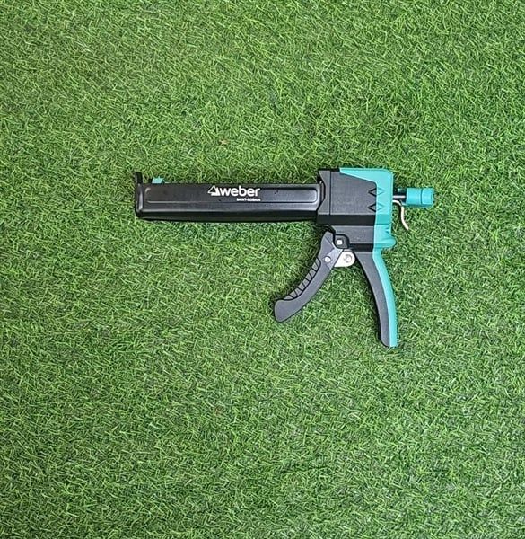  Súng bắn keo Silicone 2 thành phần weber 