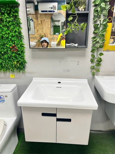  tủ lavabo 22 mhôm kem 600*480mm(đã giảm 