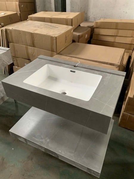  bd306 bàn đá 2tang800*500*150mm gương led(đẫ giảm) 